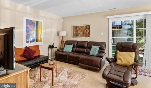 6504 Riverfront Dr, Palmyra NJ  08065-2145 exterior