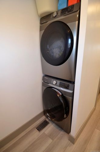 3143 Logan St, Englewood CO 80113-6843 exterior