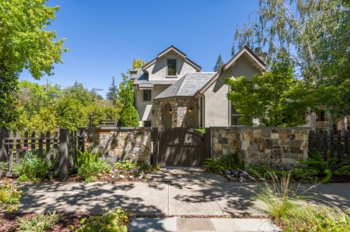 1005 Parkinson Ave, Palo Alto, CA 94301-3447
