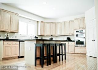 9116 Tetterton Ave, Vienna VA  22182-2019 exterior