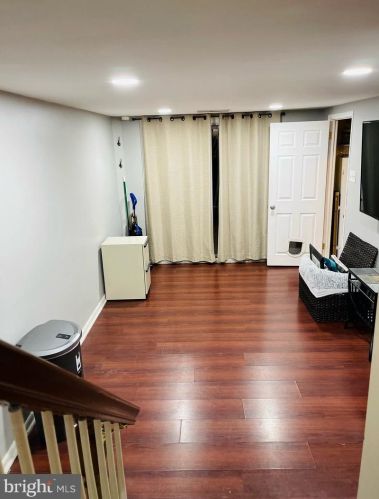 863 Wedgewood Dr, Lansdale, PA 19446-1836
