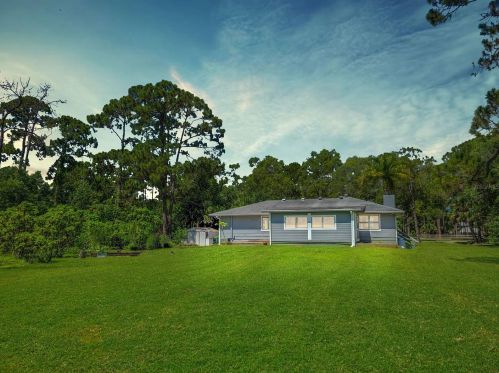 9082 Acorn Blvd, Punta Gorda, FL 33982-2329