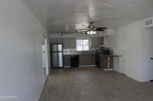 4607 Sunnyside Ave, Glendale, AZ 85304-3513