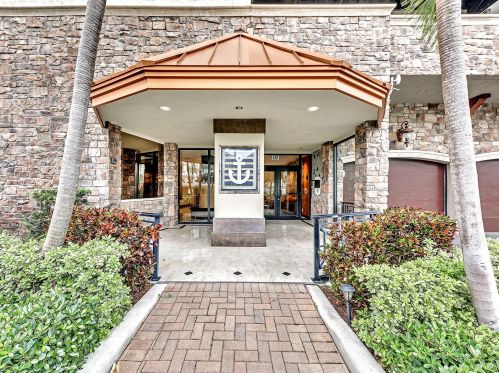 1035 Federal Hwy, Delray Beach FL  33483-5807 exterior