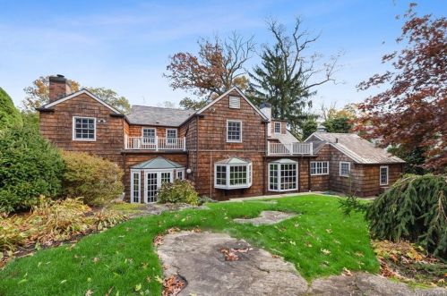 4 Broadmoor Rd, Scarsdale, NY 10583-7604