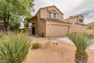 4043 Whispering Wind Dr, Glendale, AZ 85310-5105