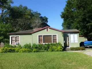 1324 Utah Blvd, Orlando, FL 32803-2745