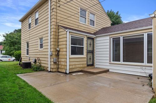 4480 70, Milwaukee WI 53218-5408 exterior