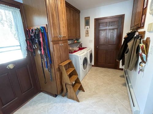 128 Pound Rd, Cumberland RI  02864-2706 exterior