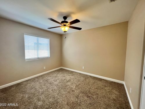 7433 Elwood St, Phoenix AZ  85043-5507 exterior