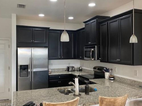 10828 Alvara Way, Bonita Springs FL  34135-5386 exterior