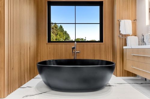 4508 Haskell Ave, Van Nuys CA  91436-3148 exterior