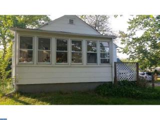 233 Princeton Ave, Princeton NJ  08540-5256 exterior