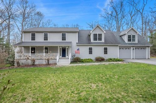34 Bennett Rd, Norwich, CT 06384-1706