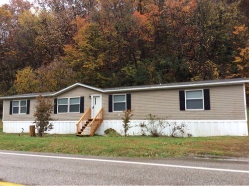5387 Paint Creek Rd, Gallagher WV  25083-8058 exterior