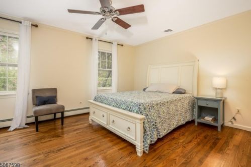 14 Pine Hill Rd, Annandale NJ  08801-3503 exterior