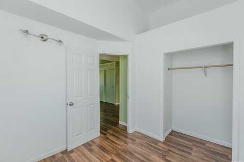 22 Blossom Ave, Holtsville NY  11742-1705 exterior