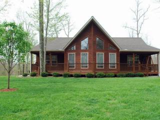 331 Cumberland Cove Rd, Monterey, TN 38574-7233