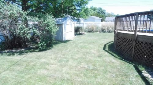 789 Governor Rd, Valpo IN  46385-9501 exterior