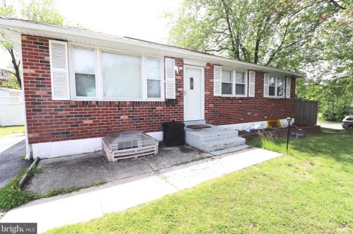 2 Bellamy Dr, New Castle, DE 19720-2306