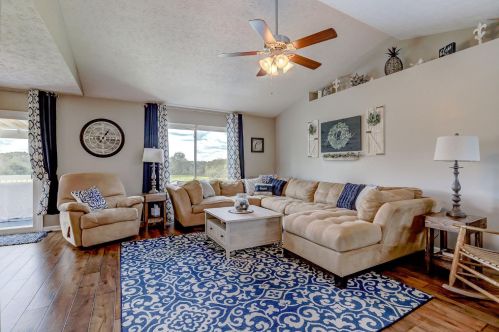 4041 Shaker Rd, Franklin, OH 45005-5066