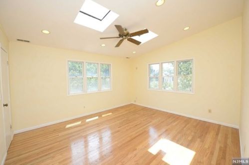 23 Hudson Ave, Ridgefield Park NJ  07660-1732 exterior