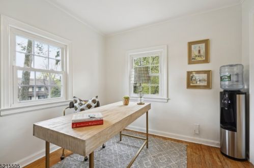 5 Walnut Ct, South Orange NJ  07079-1627 exterior