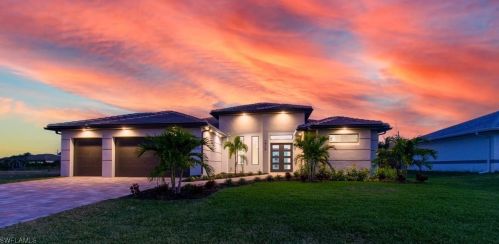 1918 30th Ter, Cape Coral, FL 33914-4073