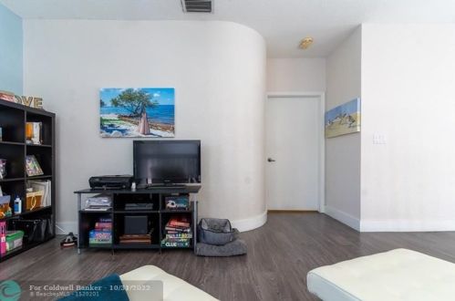 17455 13th St, Hollywood FL  33029-4817 exterior