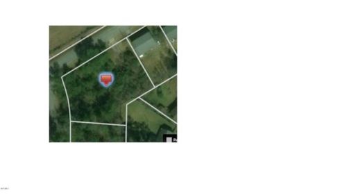 5092 Daytona Dr, Pearlington, MS 39572-7543