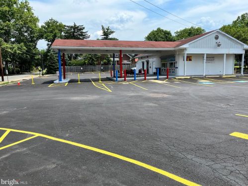 816 Charlotte St, Pottstown, PA 19464-4320