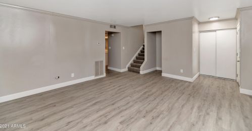 6749 44th Ave, Glendale, AZ 85301-3603