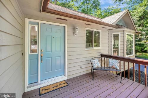102 Saylers Creek Rd, Locust Grove, VA 22508-5130