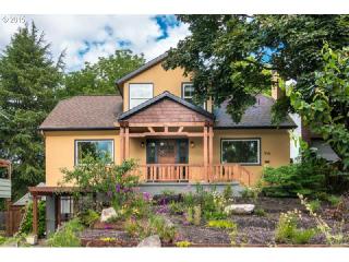536 55th Ave, Portland, OR 97213-3149