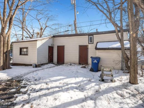 896 6 St, Saint Paul MN 55106-4503 exterior