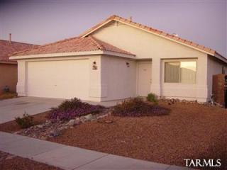 9479 Pale Blue Topaz Ln, Tucson, AZ 85747-5717