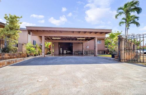 66851 Keakula St, Waialua, HI 96791-9739