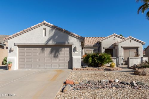 18315 Avalon Ln, Sun City, AZ 85374-8517