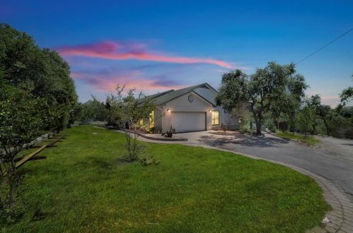 1089 Hidden Hills Dr, Mount Sharp TX  78620-3936 exterior