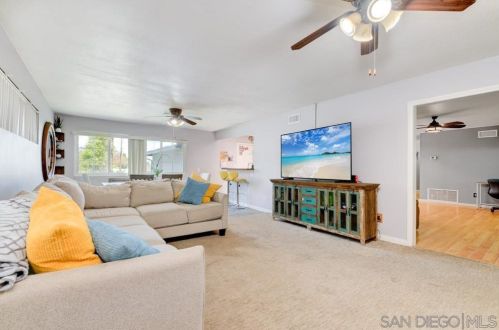 925 Finch St, El Cajon CA  92020-1428 exterior