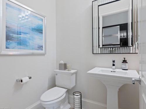 4252 Deephaven Ln, Naples FL  34119-8616 exterior