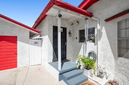 16415 Cornuta Ave, Bellflower CA  90706-4801 exterior