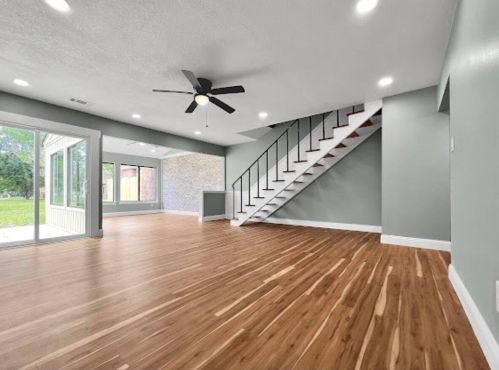 4831 Huron Dr, Pensacola, FL 32507-8740