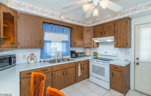 404 Mcfarlan St, Dover NJ  07801-2035 exterior