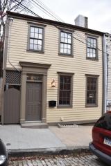 1102 Linden Pl, Pittsburgh, PA 15212-4829