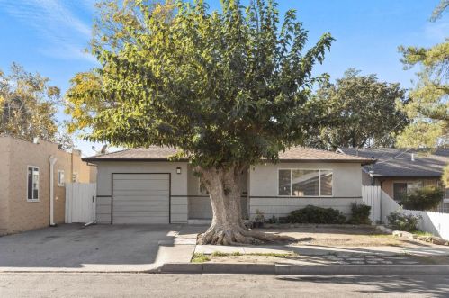 108 4th St, Woodland, CA 95695-3302