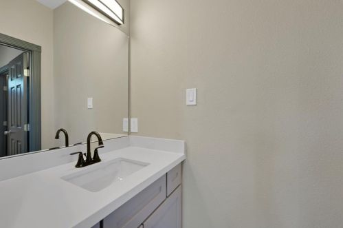 15475 Conroe Dr, Conroe TX 77384-3419 exterior