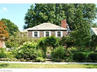 217 Dorchester Rd, Akron, OH 44313-7806