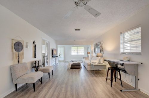 720 Whippoorwill Ln, Delray Beach FL  33445-1823 exterior