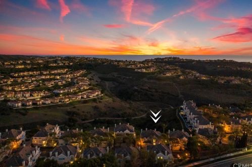 46 Chandon, Newport Beach, CA 92657-1113